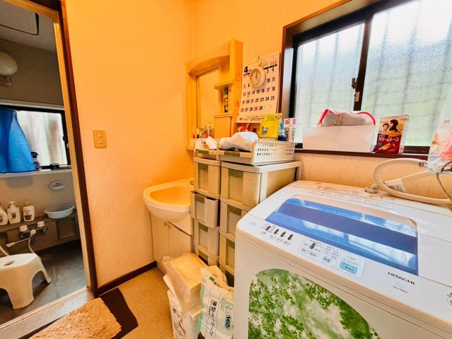 鹿嶋市大字角折　中古戸建の脱衣所