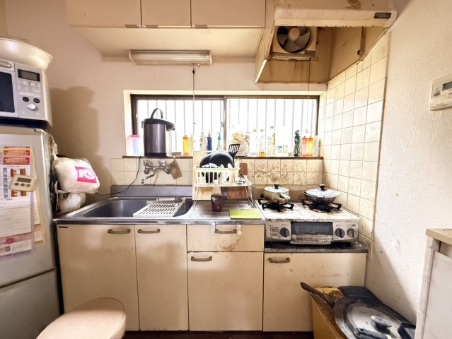 稲敷市時崎中古物件のキッチン