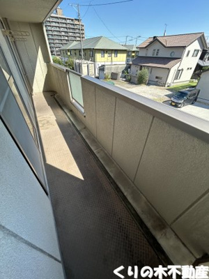 【バルコニー】 | トキワコンフォート | 陽当たり良好なバルコニーです