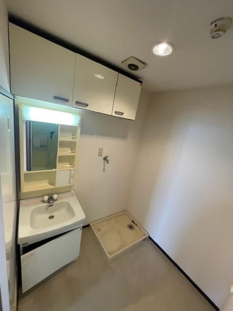 リゾートハイツ小山の洗面所