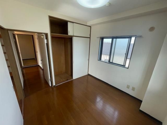 リゾートハイツ小山の洋室