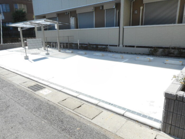 パークサイド・ハナの駐車場