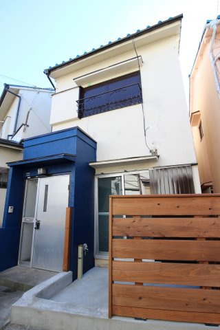 山手5丁目戸建の外観