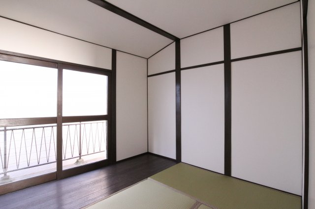 山手5丁目戸建の寝室