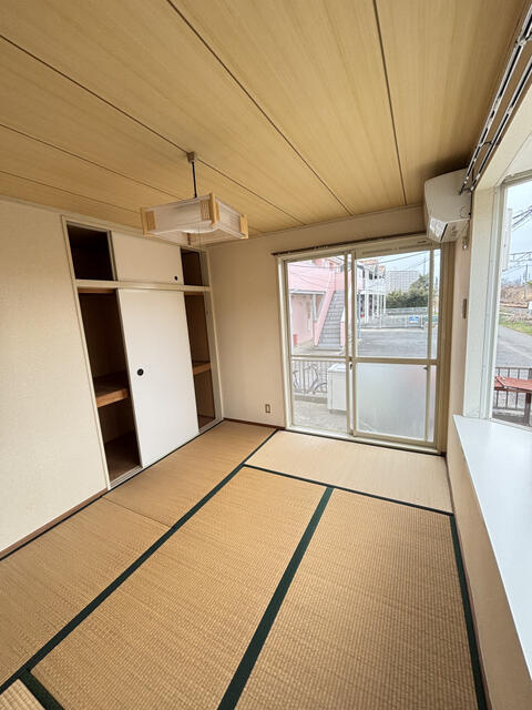 和室でのんびりお過ごし下さい♪