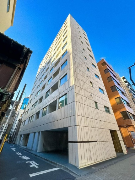 ＧＲＥＥＮ　ＰＡＲＫ　千代田淡路町の外観|二重床・二重天井構造！平成２４年築・ダブルオートロック＆宅配ボックス付きマンション、ＧＲＥＥＮ　ＰＡＲＫ　千代田淡路町は即日現地案内可能となっておりますので、お気軽にお問い合わせください！
