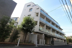 Moncle Komazawaの画像