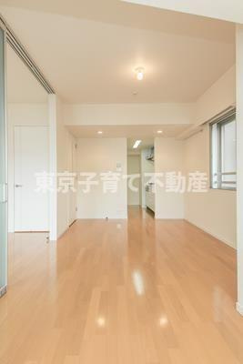 ステラメゾン茗荷谷の居間・リビング