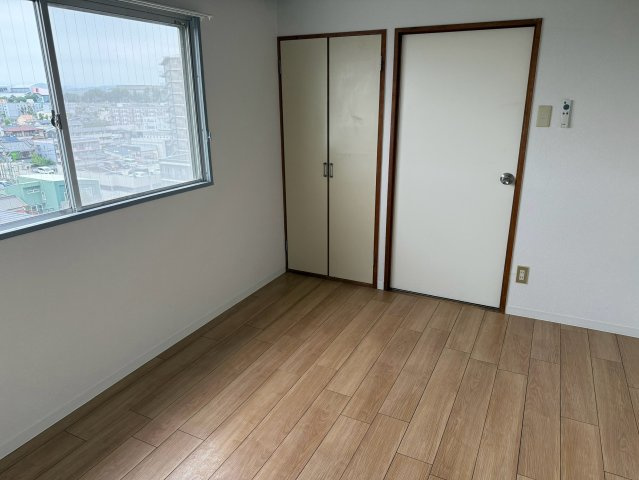 加納マンションの居間・リビング