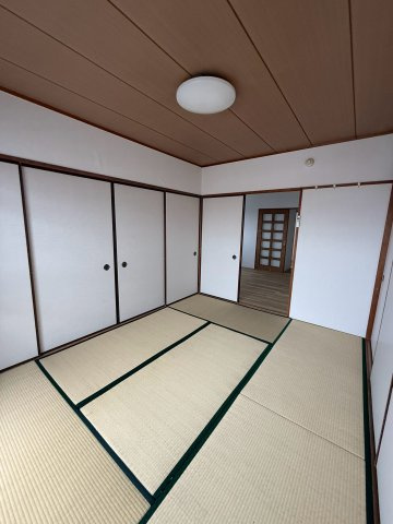 加納マンションの和室
