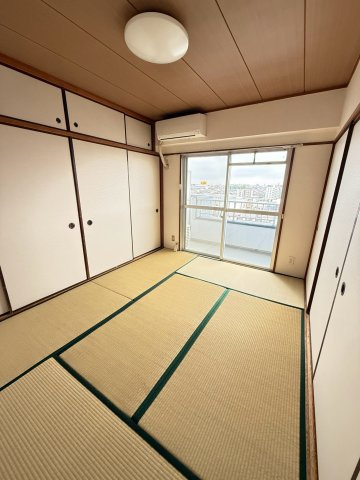 加納マンションの和室