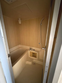 加納マンションの浴室