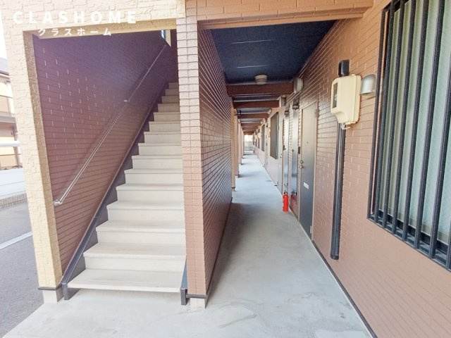 アンプルール リーブル 悠Ⅱ　　　刈谷市近郊の賃貸はクラスホームの玄関