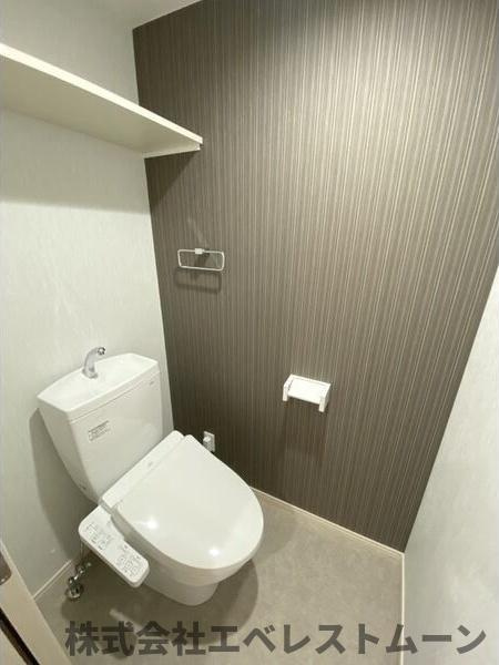 ベネフィス中野本町のトイレ|ゆったりとした空間のトイレです