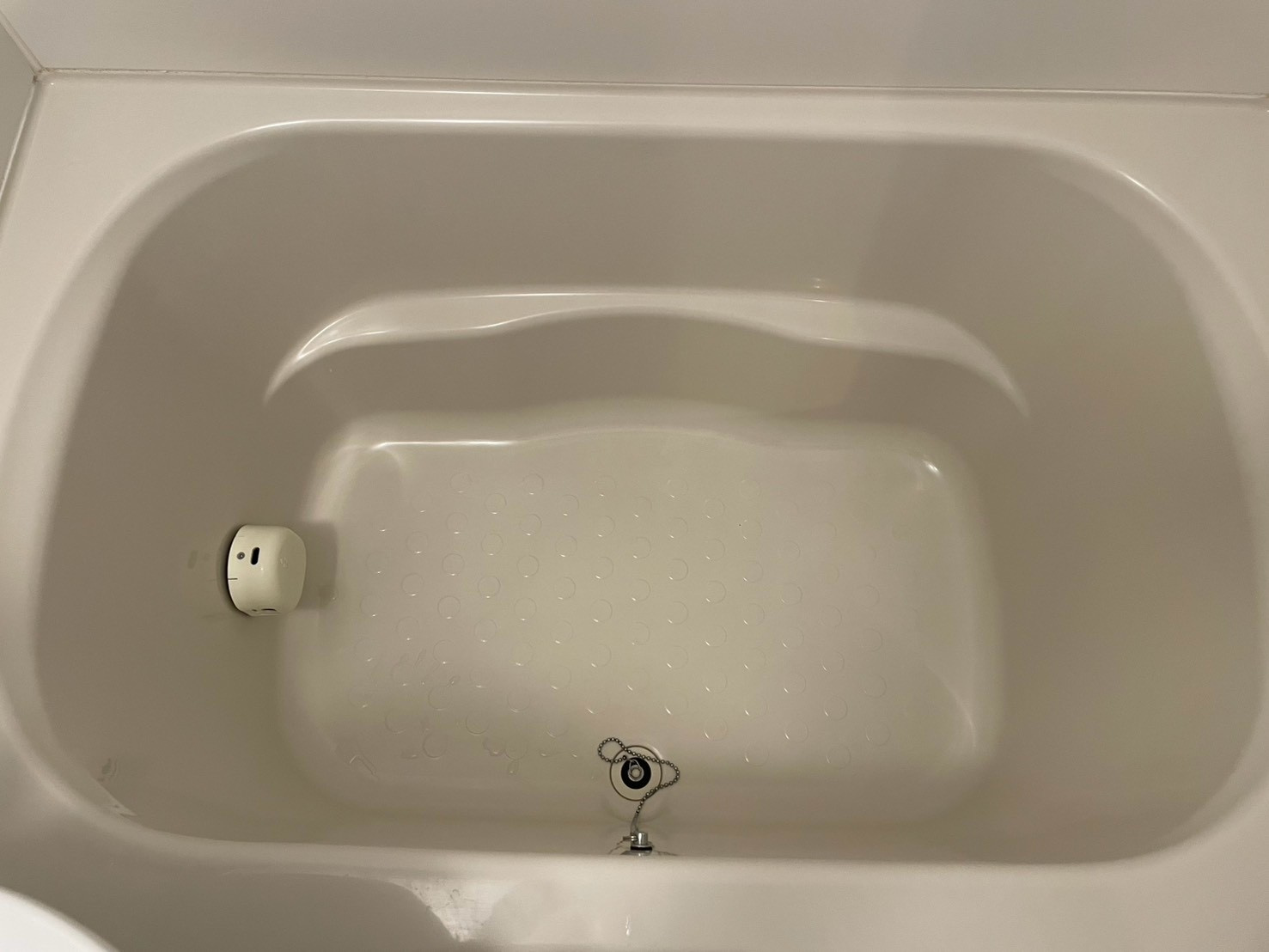 コンパクトで使いやすいお風呂です
