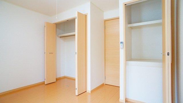 ちょっとした収納スペースも充実しています