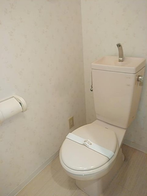 グランディ―ル東山のトイレ|※イメージ　反転タイプのお部屋の写真