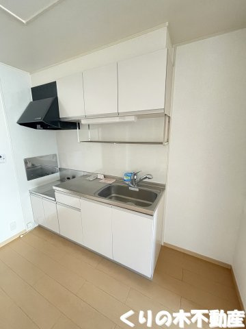 【キッチン】 | ラ・ミア・カ－サ | 同タイプのお部屋です（現況を優先します）