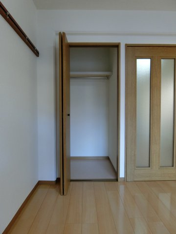 スカイマンションAの収納|イメージ108号室の写真
