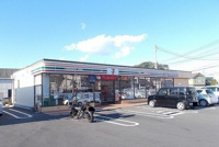 セブンイレブン東町５丁目店まで550m
