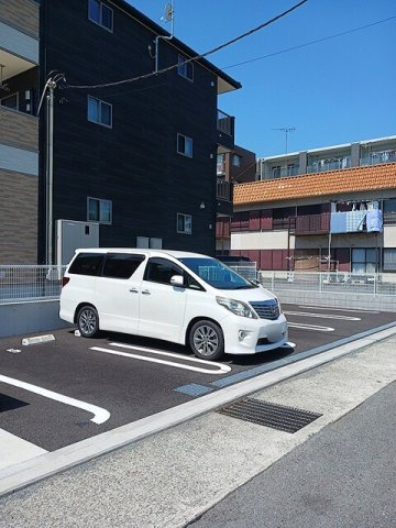 駐車場に車を止められます