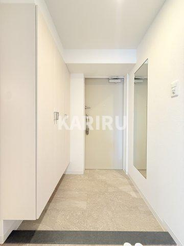 クレリア新深江の玄関