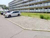 駐車場に車を止められます