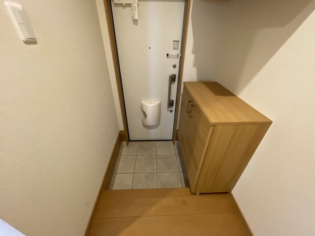 遙の玄関