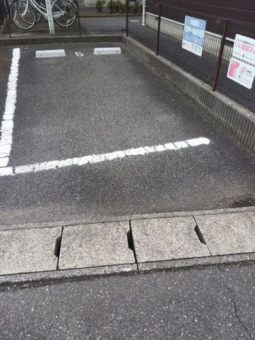 駐車場に車を止められます