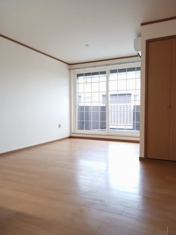 ゆったり過ごせるリビングです