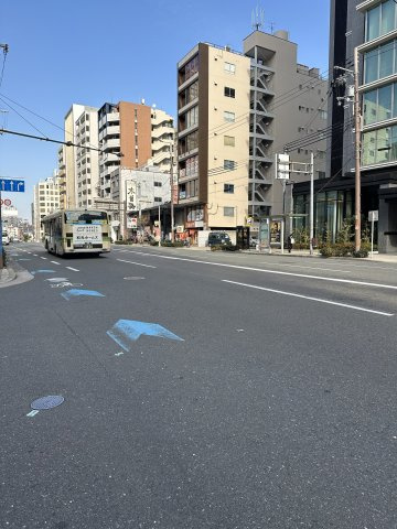 上六原田ビルの周辺