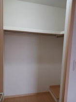 たっぷりとした収納スペースです