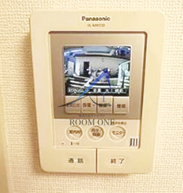 大久保ハウスのセキュリティ|モニター付きインターホンです。