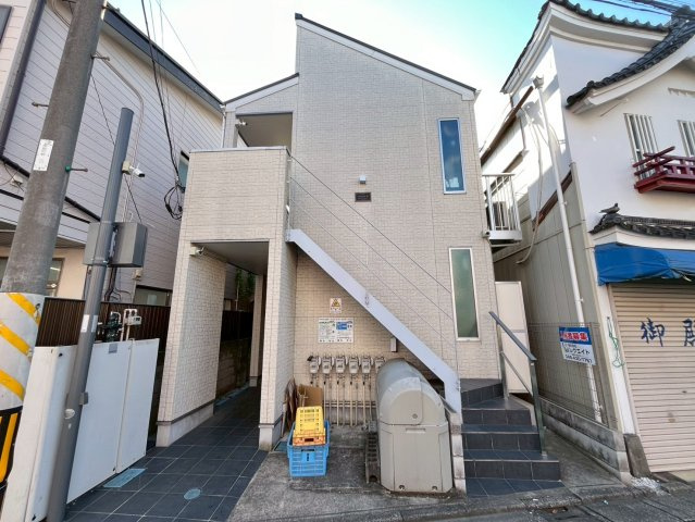 Luminare蕨　の外観