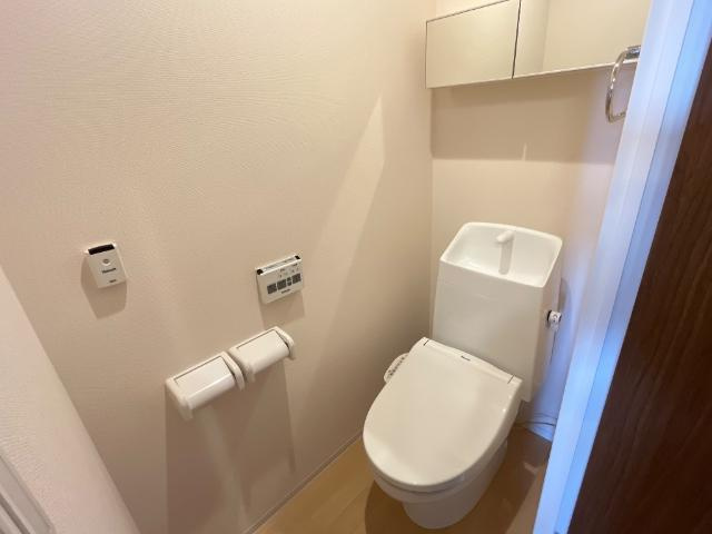 シャワー付トイレ