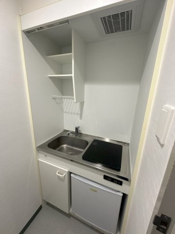 タツト・建設ビルのキッチン