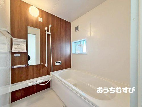春日井市押沢台５丁目の浴室