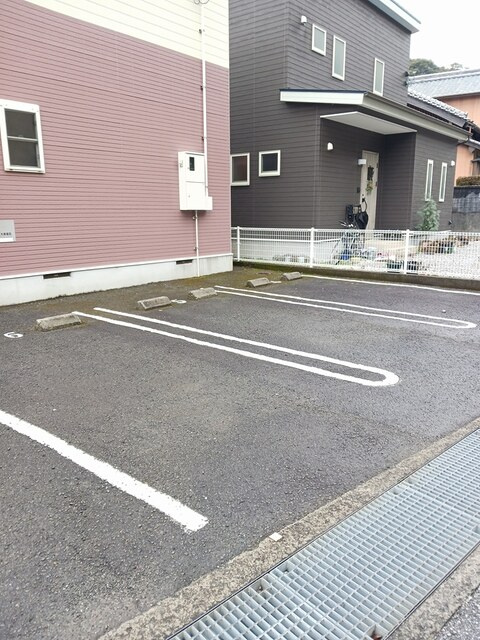 ベルフィーユ横浜の駐車場|駐車場