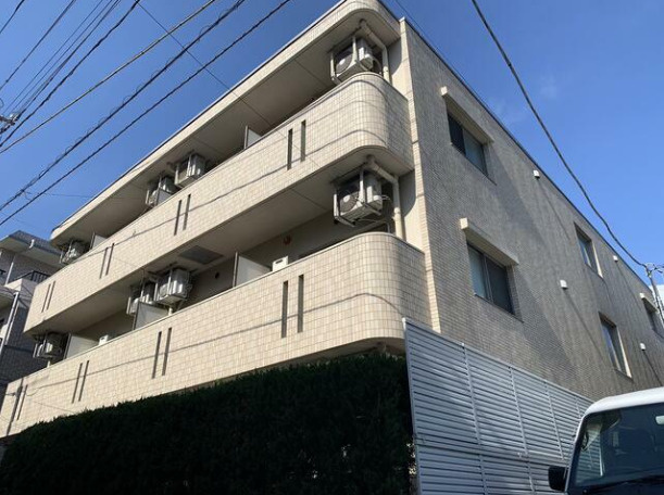 レヴィールシティ西新宿の外観