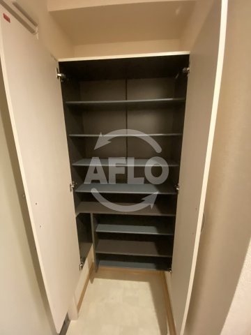 サンモールM　矢田東小学校の内装|サンモールM　シューズボックス