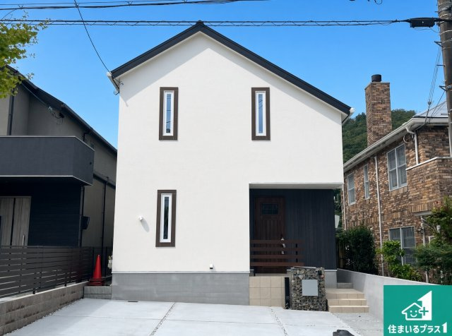 神戸市北区唐櫃台　新築一戸建て