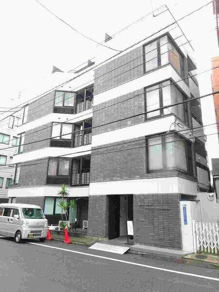 ビューパレー新宿新都心の外観