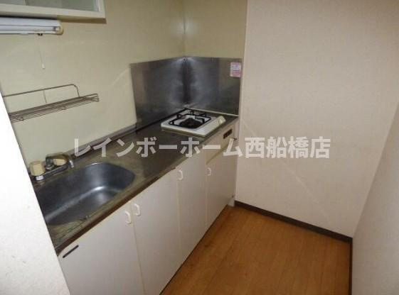 トゥールヌソルのキッチン