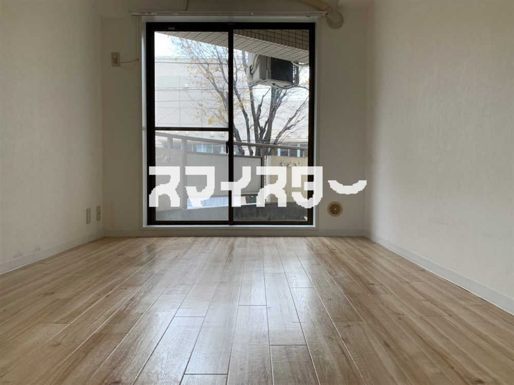 八王子市散田町５丁目の賃貸マンションの居間・リビング