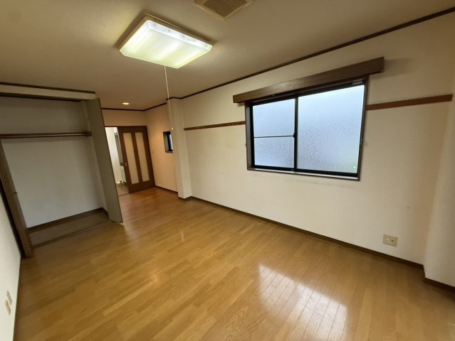 アネシスハイムの洋室