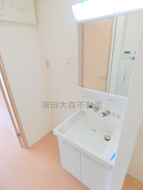 Casa de Paz Kamataの洗面所|独立洗面台　洗濯機置き場