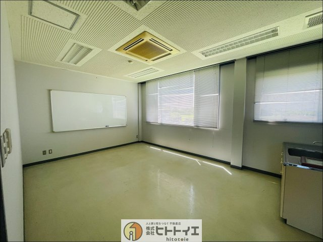 大川市下八院事務所の和室