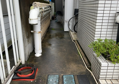 【庭】 | クリオ相模大野壱番館 | 物件によっては、入居者が個人的に使用できる専用庭がついているものもあります。また、住宅の中にある土間の部分を庭と呼ぶこともあります。庭の用途は住む人によって変わり、それによってデザインもさまざまです。