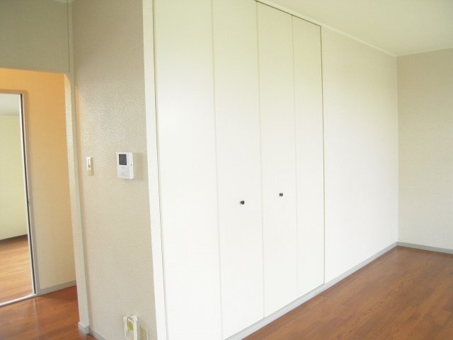 サンヴィレッジ美乃利　Aの収納|同物件別号室参照