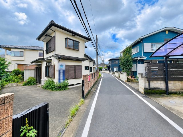 前橋市青柳町の前面道路含む現地写真|閑静な住宅地